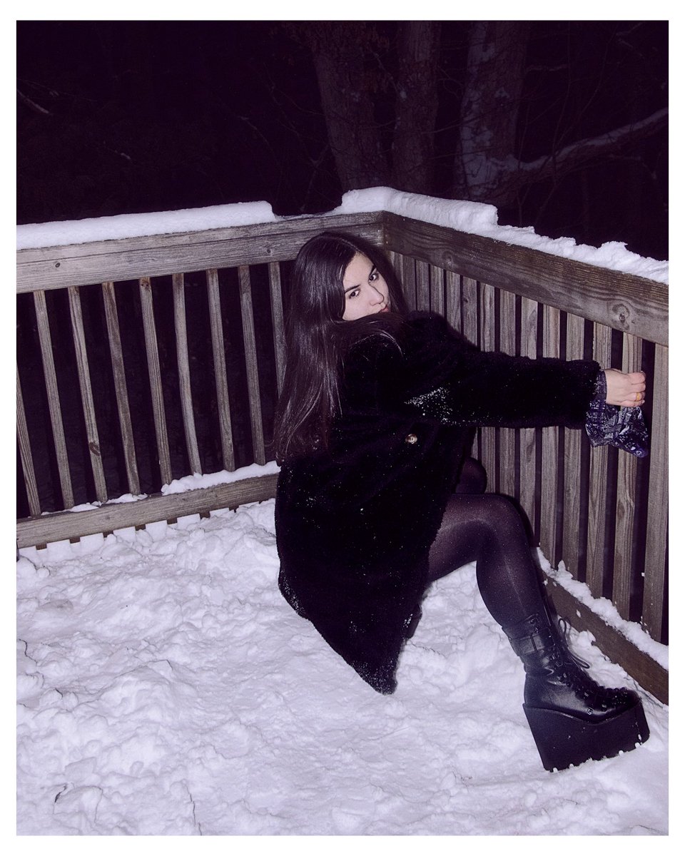 M93NA_'s tweet photo. 🖤🖤🖤🖤🖤🖤🖤🖤 #snowday #photography #music #canon #photoshop #lightroom #logicpro #M93NA https://t.co/cHyIJm21Lr