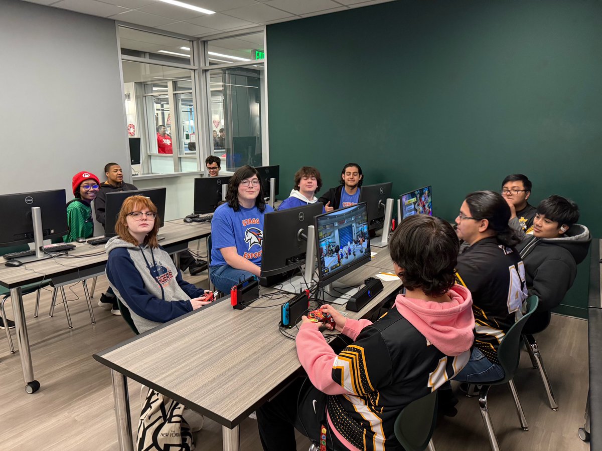 EsportsStagg's tweet photo. Last Saturday(2/8) our Stagg Chargers had their first meet for IHSA at Evergreen Park. It was a very successful day with Rocket League placing 2nd, FC placing 1st, Madden placing 1st, Mario Kart placing 4th and Smash crews placing 2nd. It was great to see them back in action. https://t.co/yfTnyvY4qb
