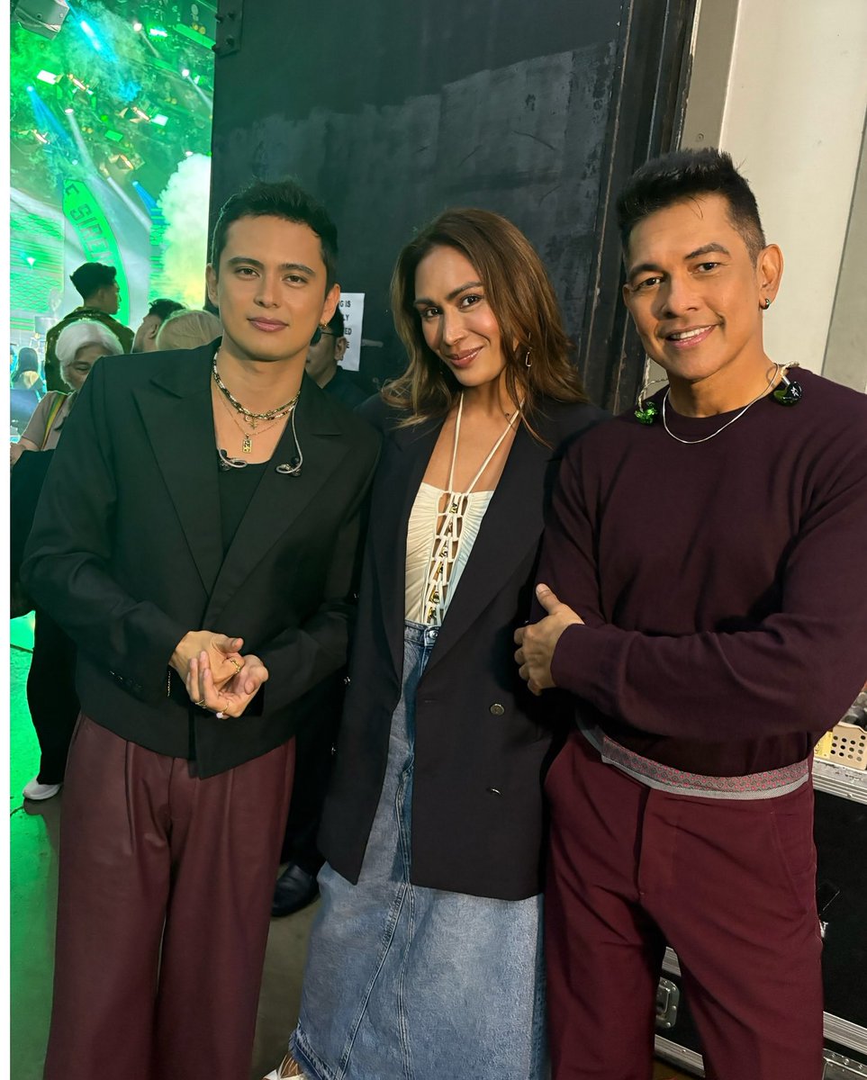 REIDersOfficial's tweet photo. Happy 30th @asapofficial !
#batch2007
©️ justine.aliman19
#JamesReid | James Reid | @tellemjaye https://t.co/yDyvPcpYvY