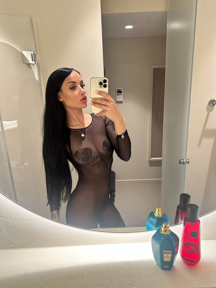 Nur noch bis Samstag in Winterthur! 🖤

Nutze die Gelegenheit und sichere dir deine Session. Am besten buchst du direkt per WhatsApp oder Telegram, da ich telefonisch nur selten erreichbar bin.

Jetzt Termin sichern! ⏳🔥

auch online möglich! 🔥