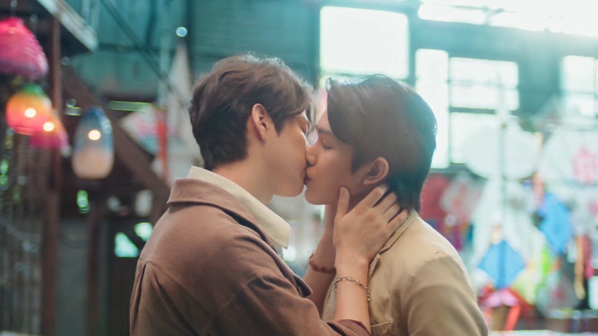 #SangminDinneawFinalEP (EP8): We’re finally at the finale! See how these four couples’ stories come to an end now!

Binge watch #SangminDinneaw #ซังมินดินเหนียว on YouTube and iQIYI.