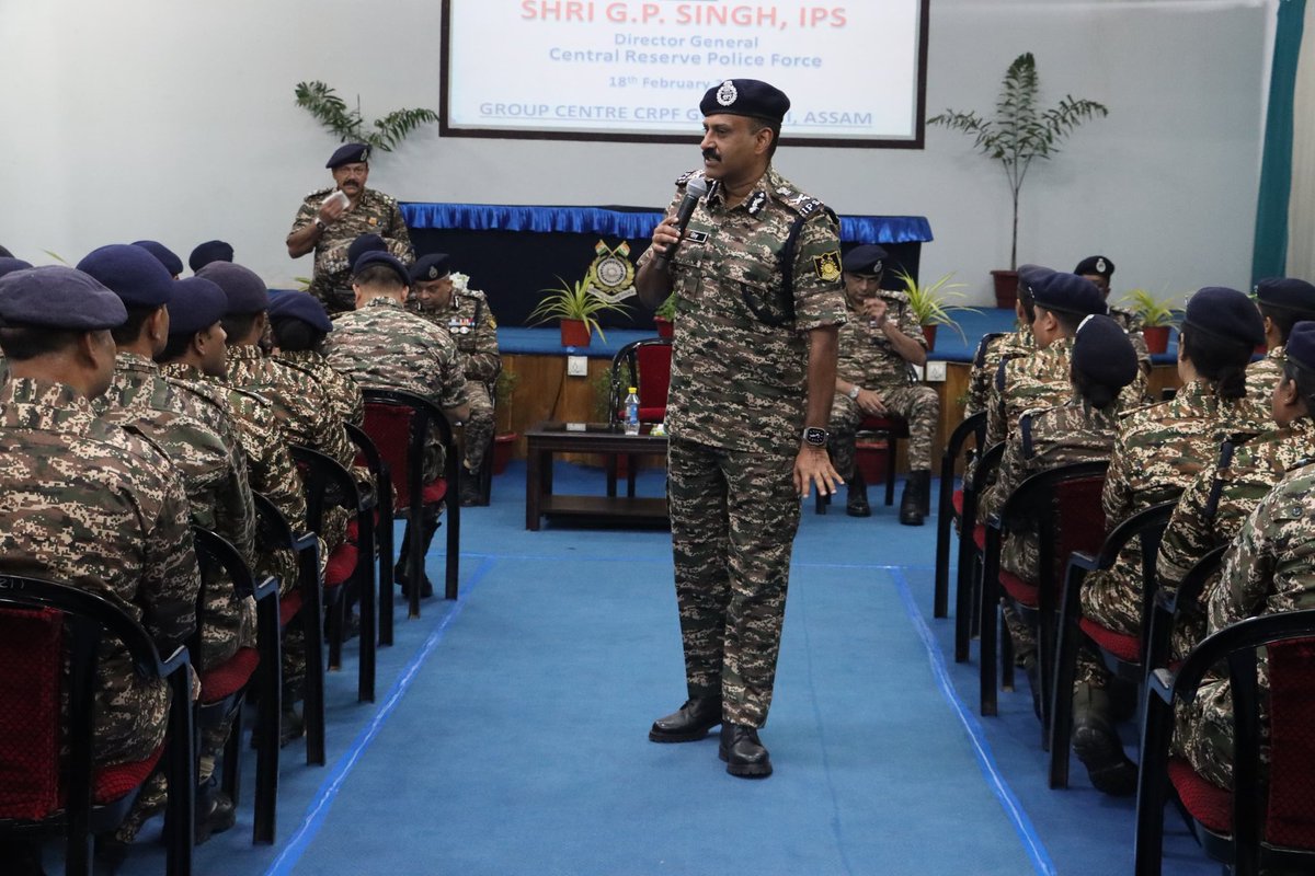 crpfindia's tweet image. Discipline, Well-being &amp;amp; Unity !

DG #CRPF Shri @gpsinghips visited GC Guwahati and presided over a Sainik Sammelan, stressing the importance of a stress-free life, good health, discipline, transparency, and strong camaraderie among all ranks—paving the way for a stronger, more…