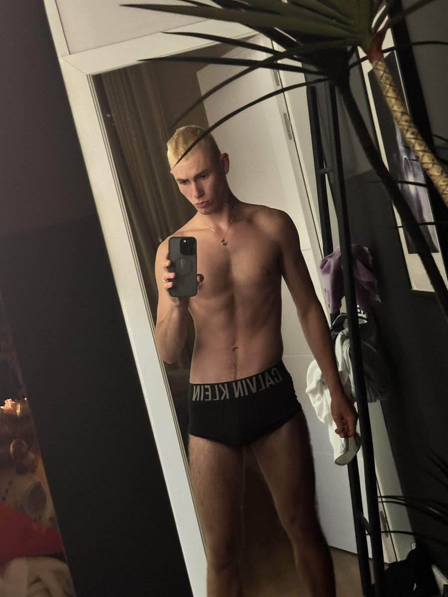 babi_vlad's tweet photo. hello to everyone who wants kolab

#gay #gaysex #gayfuck #gaymil #gaymilitary https://t.co/ol5I2LOEG5