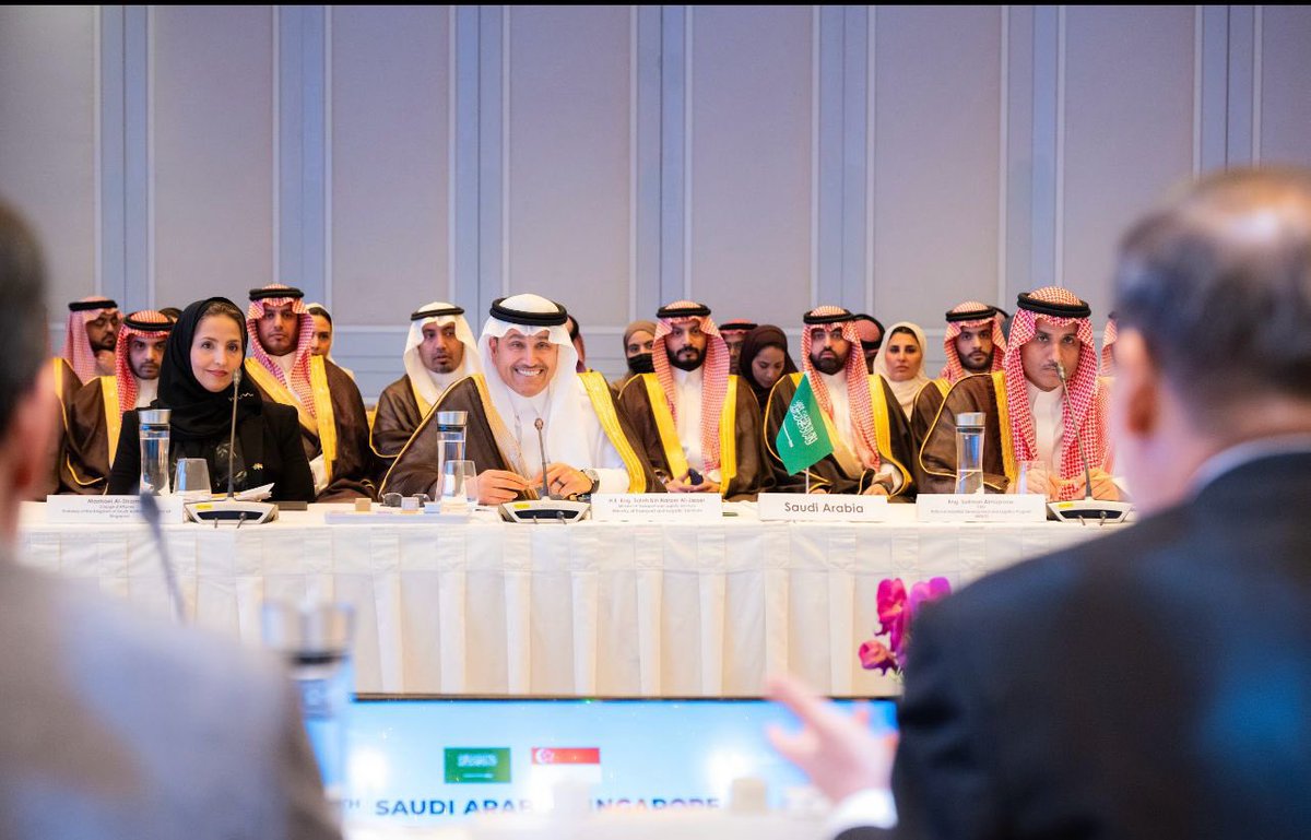 KSAembassySOM's tweet photo. H.E.Minister of Transport and Logistics Eng.Saleh bin Nasser Al-Jasser headed the delegation of the Kingdom of Saudi Arabia and the Chargé d’Affairs in the Embassy H.E.Mrs.Mashael Al-Shamari with representatives of Saudi government agencies.
Together with HE. Minister of Manpower Second Minister of Industry and Commerce Dr.Tan See Leng headed the Singaporean side in the 4th session of the Saudi Arabia Singapore Joint Committee(SSJC).