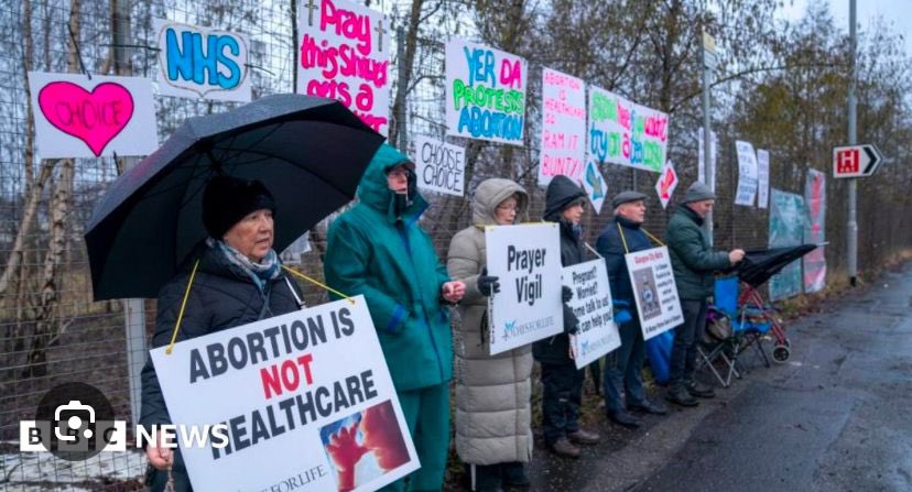 Here’s the actual sign that she’s been using at her ‘silent vigil’ to torment thousands of patients and staff with for years now btw 👍