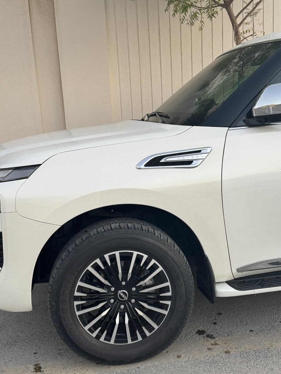 saldossary's tweet photo. @PetrominNissan سلام عليكم .. سياره عظيمه لكن ورش الصيانه و التصليح للاسف .. و الا هذا شغل و صبغ الوكاله !!!  كلمناهم اكثر من مره و ارفضوا تعديل الصبغه بحجة انه عدت ست شهور .. يا مسلم صبغة وكالة ذي ..وش تقول انت !!! ان شاء الله اصحاب القرار ينتبهون للتعليق https://t.co/ezgGgM6pLX