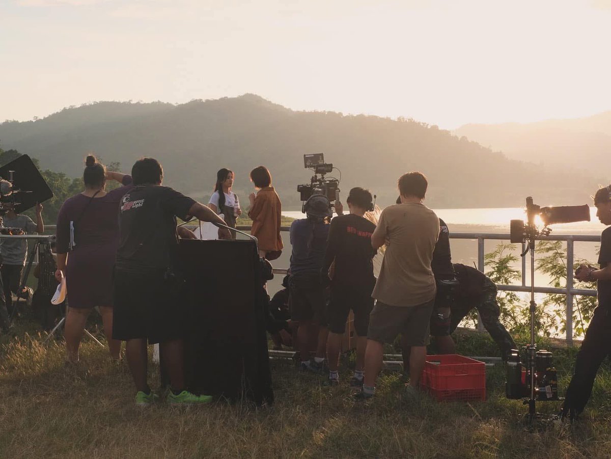 Bonnie Official TH tweet media