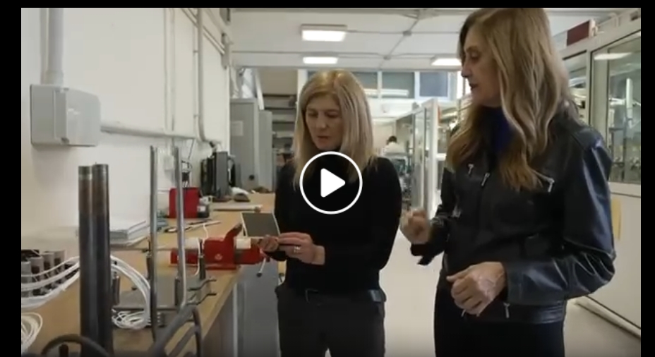 ENEAOfficial's tweet photo. #rinnovabili #idrogeno #smartbuilding
@ritarocca4 di @XXISecoloRai, il programma di @frangiorgino in onda il lunedì su @RaiUno, è venuta nei laboratori @ENEAOfficial x conoscere le "ultime" su #energiepulite ed #edificiintelligenti. Interviste a GiuliaMonteleone e StefanoPizzuti. https://t.co/EpjDa2as8L