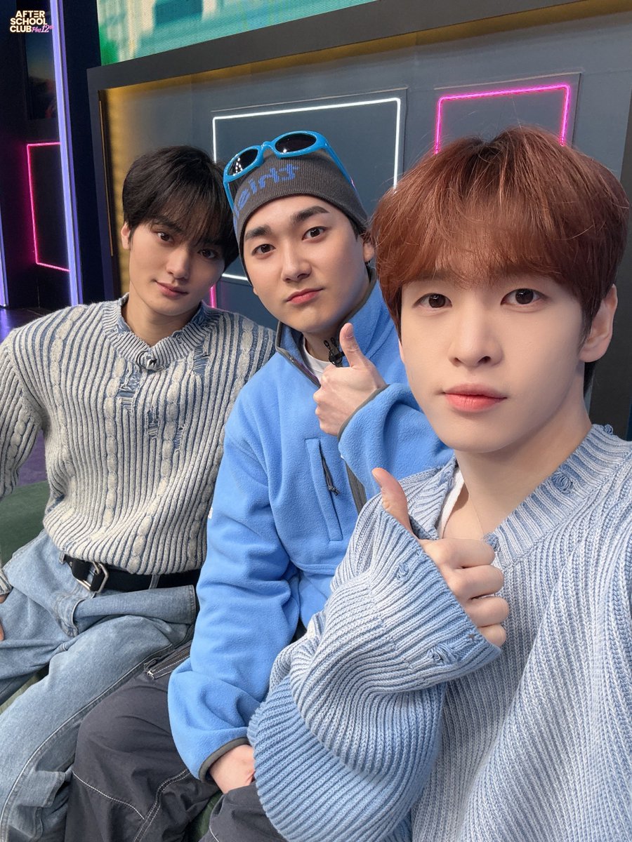 arirang_ASC's tweet photo. [MC]

❄️겨울이 가는 게 아쉽지 않은 이유는
짱엠씨즈와 맞이할 🌸봄이 기다리고 있기 때문🤍
그럼 우리는 다음 주에 만나요✨️
 
@realaaronkwak @CRAVITYstarship https://t.co/DsatMpmJWq