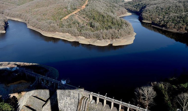 İstanbul da barajların ortalama doluluk oranı % 66'yı aştı. Şubat ayı sonuna kadar ortalama doluluk oranının % 80'i aşacağını düşünüyorum.

Barajlar dolu iken suyun değerini bilelim ve suyu tasarruflu kullanalım, bir sonraki yıla makul seviyede dolu barajlar ile girelim.