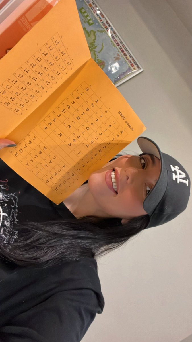 オフの間、できる限り日本語を勉強します。
またリングに戻れる日が待ち遠しいです。 
リングから離れているオフの期間を助けてくれたスターダム、特に岡田さんに感謝しています ♥️♥️