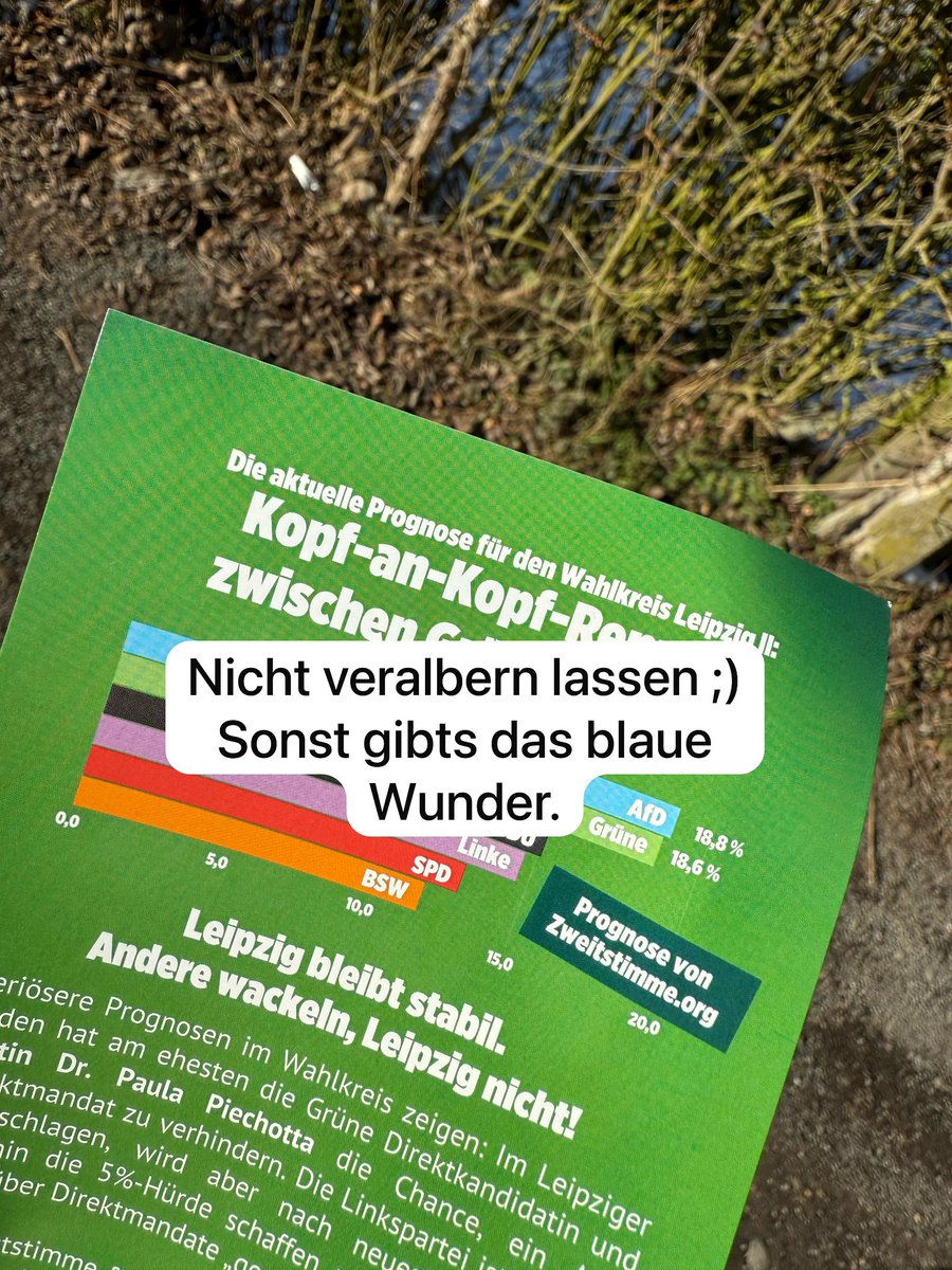 Ähm ja, richtig tolle Quelle <a href="/PaulaPiechotta/">Dr. Paula Piechotta MdB - auch auf Bluesky</a> und @gruene_leipzig. Besser Flyer wieder einsammeln.Wo liegt eure Kandidatin aktuell annähernd auf 1 gegen die #AfD? Ich frag für nen Freund. Ich glaub, <a href="/LINKEPELLI/">MdB Sören Pellmann</a> ist der einzige mit einer Chance😅… #leipzig #dielinke