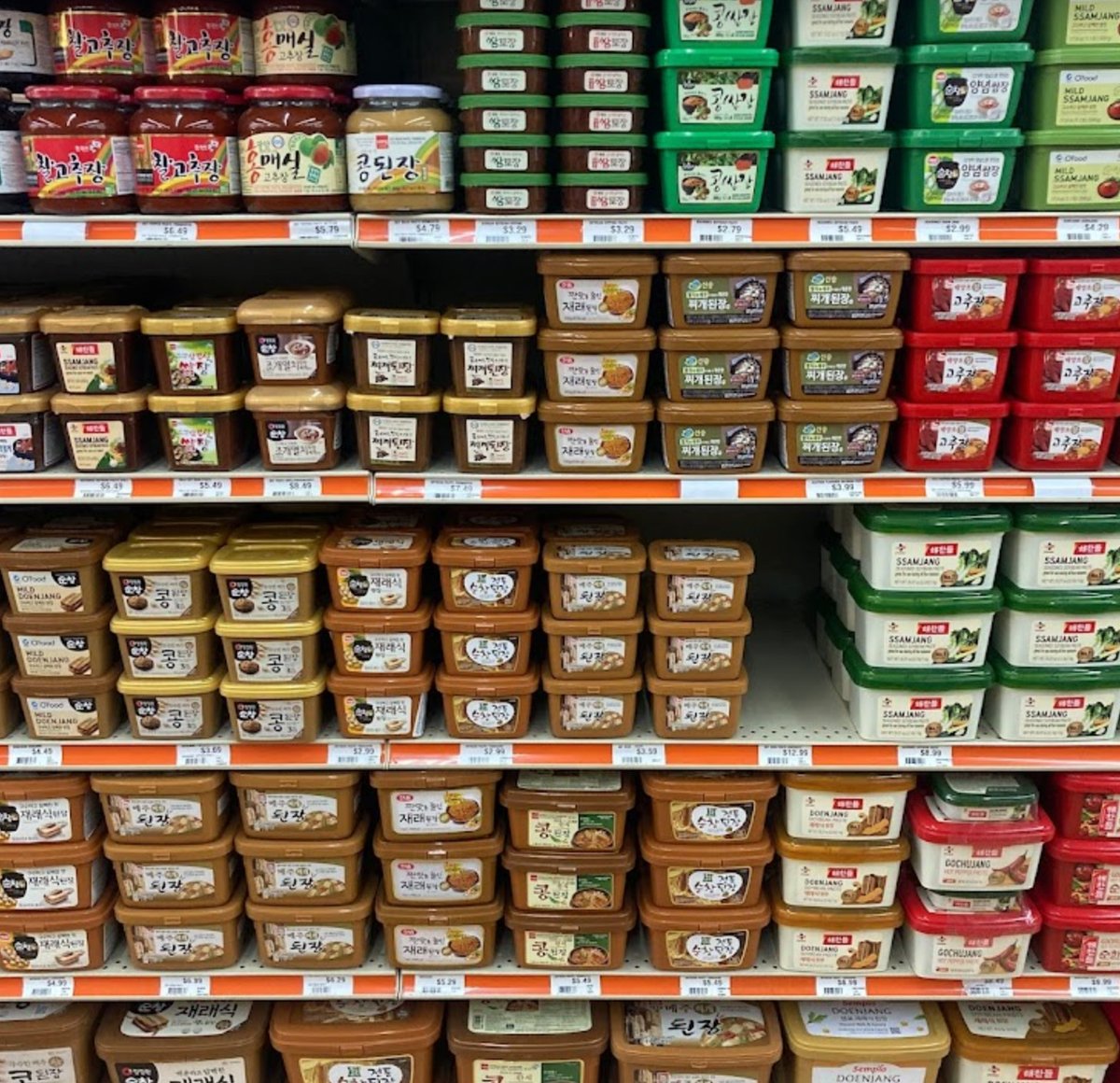 Check out "New Grand Mart" in Germantown, Maryland! Find Korean cooking ingredients here. maangchi.com/shopping/new-g…  The info was submitted by metal_sheepy. Thanks!