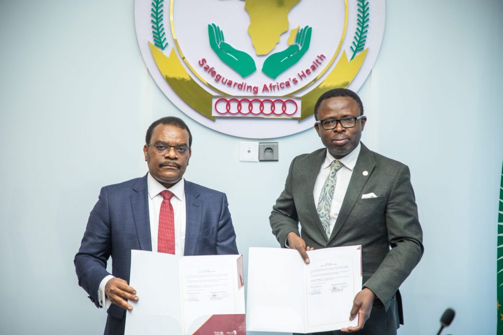 Global Health EDCTP3 (@edctp3) on Twitter photo 🌟 Global Health EDCTP3 and <a href="/AfricaCDC/">Africa CDC</a> have signed a Memorandum of Understanding (MoU) to strengthen collaboration on #health research, clinical trials, and pandemic preparedness in Africa.
🔗 Read the joint press release: lnkd.in/ermZveBq 🌟 Global Health EDCTP3 and <a href="/AfricaCDC/">Africa CDC</a> have signed a Memorandum of Understanding (MoU) to strengthen collaboration on #health research, clinical trials, and pandemic preparedness in Africa.
🔗 Read the joint press release: lnkd.in/ermZveBq