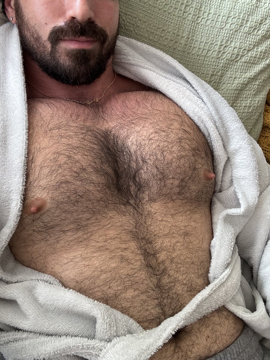 Thickmachoo's tweet photo. What are you thinking about? 😉 https://t.co/YeBrLSATfu