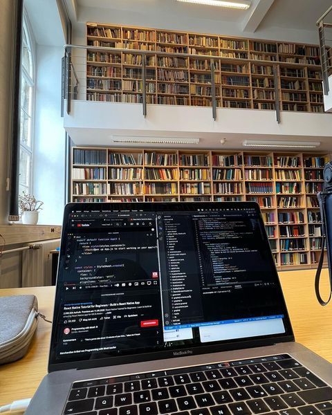 Rana_kamran43's tweet image. As an engineer I am amazed at the speed at which Ai advances...

I present to you 10 Ai tools that you will NOT believe are exist.