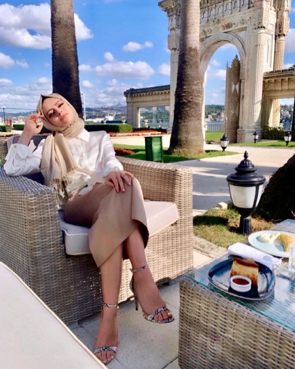 صباح الخير عليكم ☕☕
اتفضلوا القهوة معايا