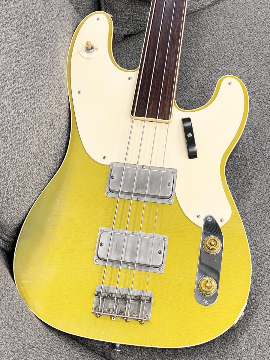 Bruno Guitars / TELEBIRD BASS FL Brass Powder Gold テレキャスター