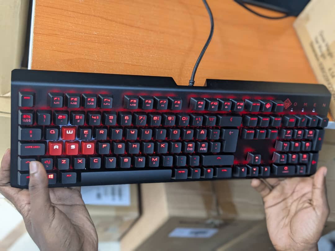 usedpointTz's tweet photo. Wanangu wa game

Nimewaletea Keyboard ya kuchezea game brand ya OMEN

BEI: 100,000/= tu https://t.co/k6gBdZwf3u