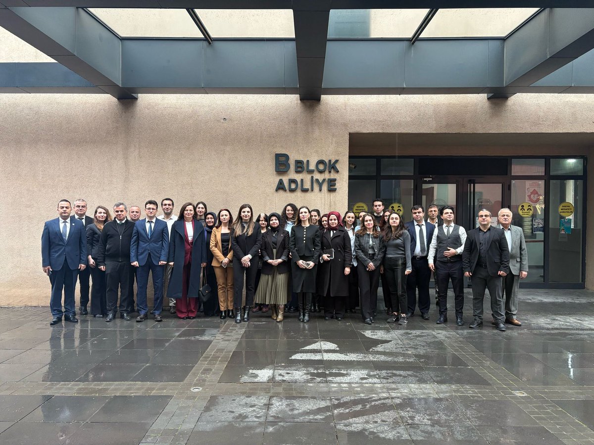 Adliye Ziyaretleri!

Personel Genel Müdürlüğü olarak Lapseki, Biga, Yenice, Ayvacık, Bayramiç, Ezine ve Çanakkale adliyelerinde kalem ziyaretleri gerçekleştirdik. 

Ayrıca, Türkiye’deki kadastro davalarına ilişkin Genel müdürlüğümüzün “0” kadastro dosyası hedefine yönelik olarak