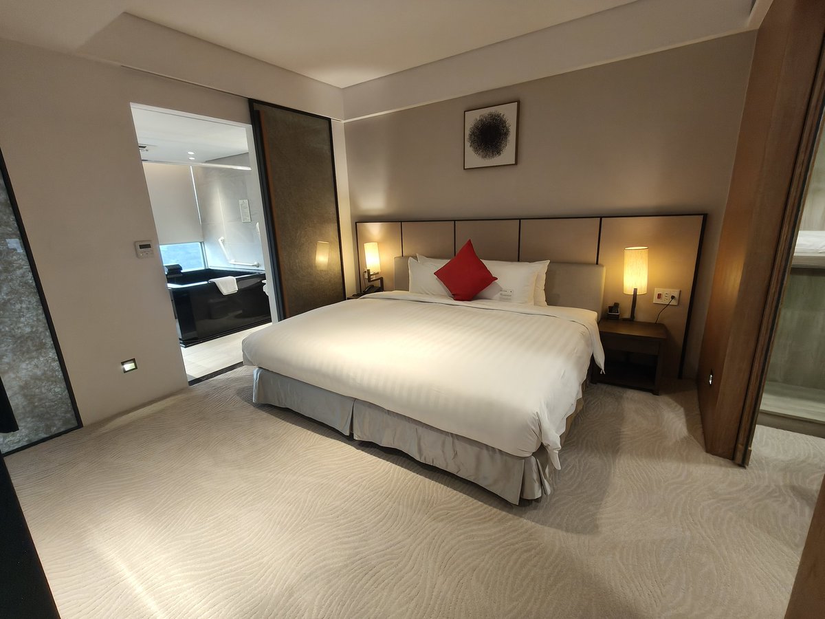 AkA.巴西混血金鋼狼 tweet media