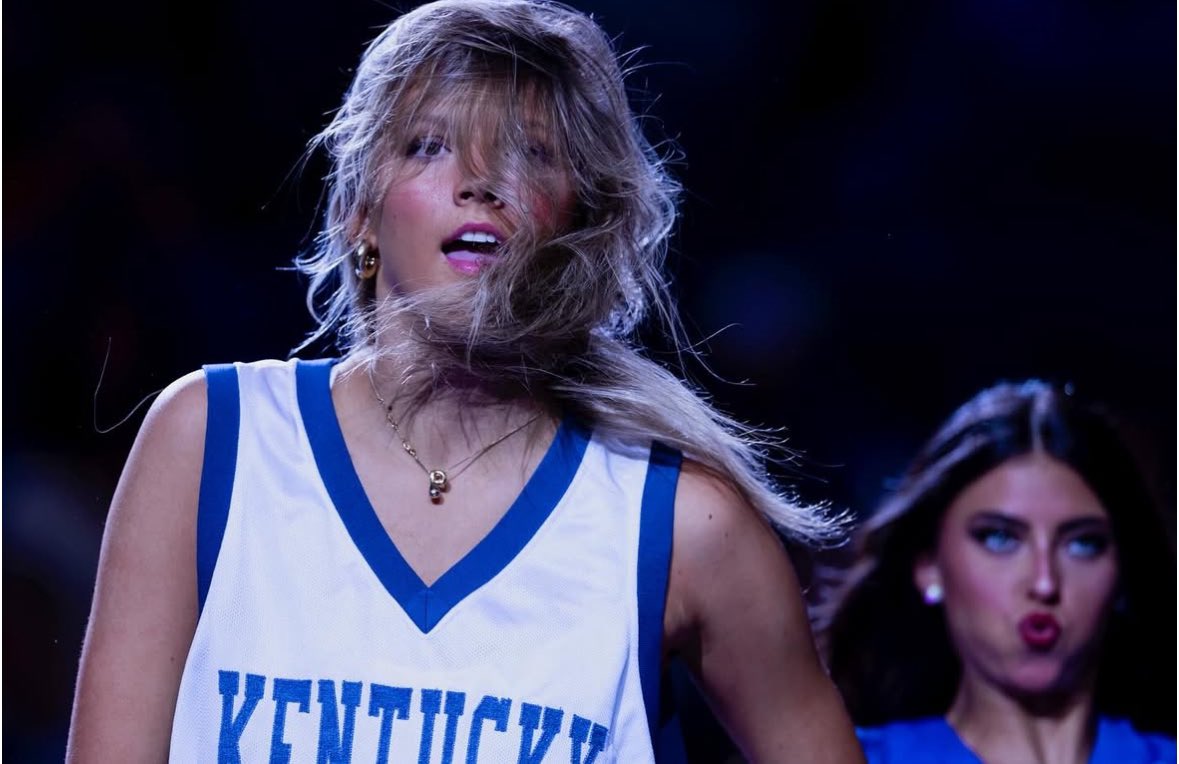 #bbn #weareuk #kentucky #kentuckywildcats #kentuckybasketball #kentuckyfootball #universityofkentucky #kentuckygirl #kygirl #kentuckybaseball #eybl #nikeeybl #3ssb #nxtpro #seeblue #secbasketball #secfootball #collegebasketball #collegefootball