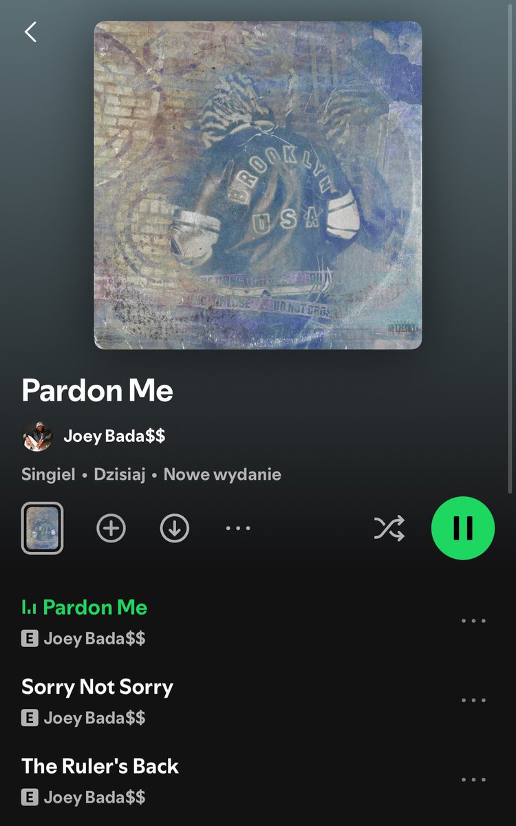 adask00000's tweet image. my goat still has it