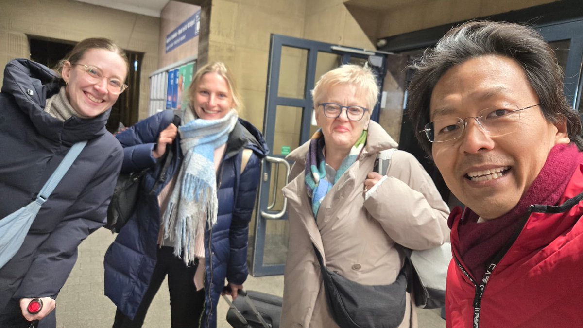 Elon Musk erklärte bei der Übernahme von Twitter noch, dass er nationale Rechtsordnungen beachten müsse, um nicht abgeschaltet zu werden. JD Vance stellt jetzt klar, dass die USA gar nicht daran denken, die Strafbarkeit von Beleidigung und Verleumdung anzuerkennen. Mit