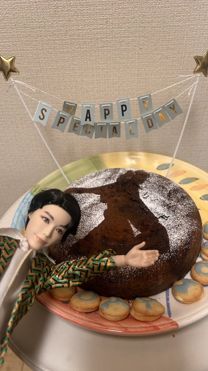 mm0211gk's tweet photo. 호비 생일 축하해♡

今年はガトーショコラ
ワルツのシルエットホビたんを...
ちょっと分かりにくかった😢 https://t.co/fTHgLrK9uF