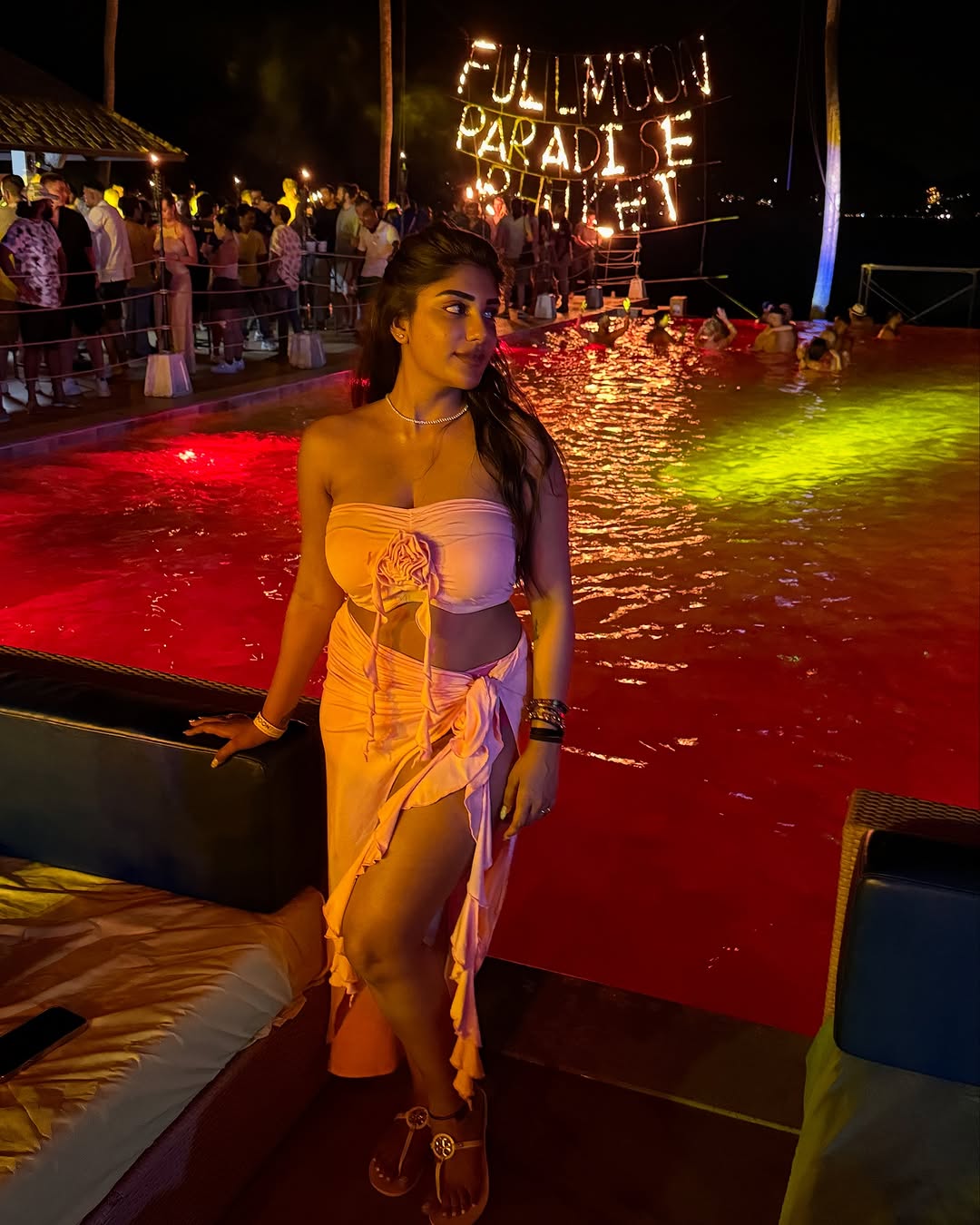 GkDPU5xaAAEbG-e?format=jpg&name=large