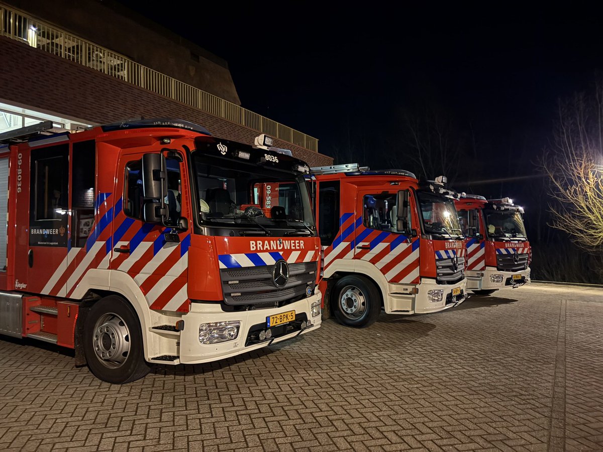 irismeerts's tweet photo. Onderlinge brandweerwedstrijden: goed voor de vakbekwaamheid, samenwerking en natuurlijk de gezelligheid.
#brandweer #cothen #langbroek #leersum #werkhoven #kanjers https://t.co/walkE2ouPO