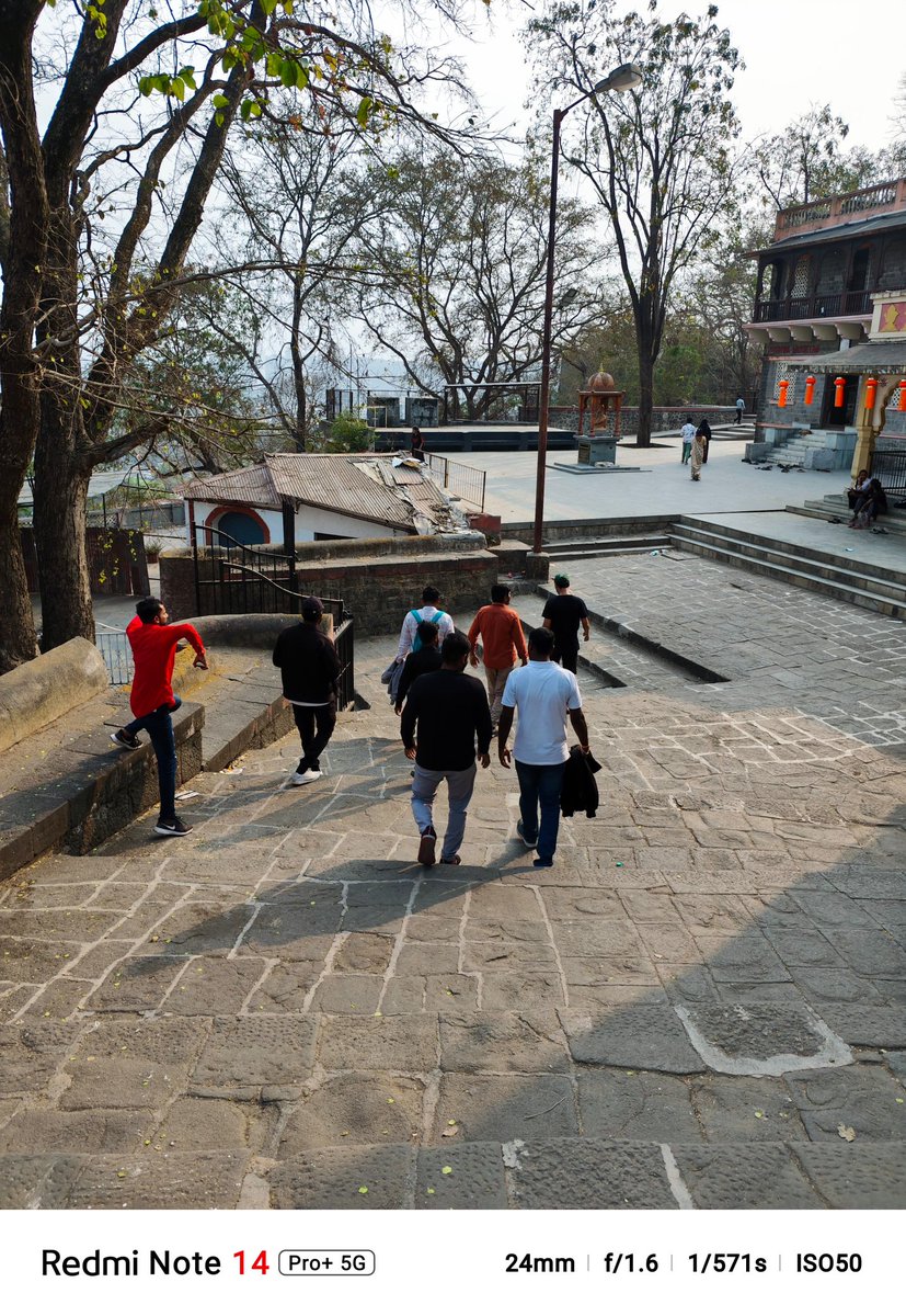 Pranay8051's tweet image. What a fantastic time with #XiaomiXplorers and @MIFCPune Explored a historic site, bonded over our shared passion for tech, and shared thoughts on the upcoming #Xiaomi15 and future launches. #XiaomiFans #XiaomiXplorers #XiaomiIndia #MiFanPune