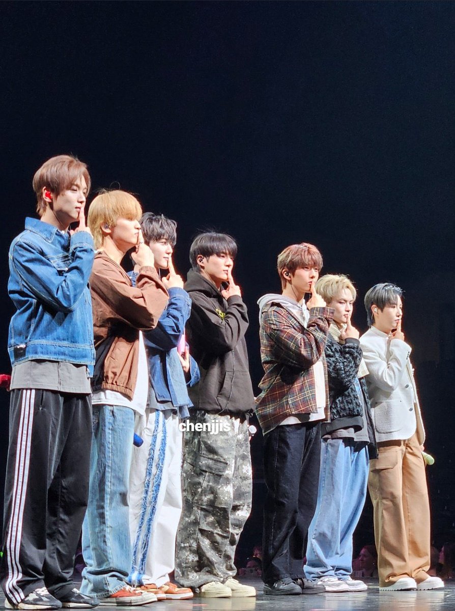 aijiyw's tweet photo. 7dream friendship described in 4 pictures like https://t.co/R5zeCDqt8L