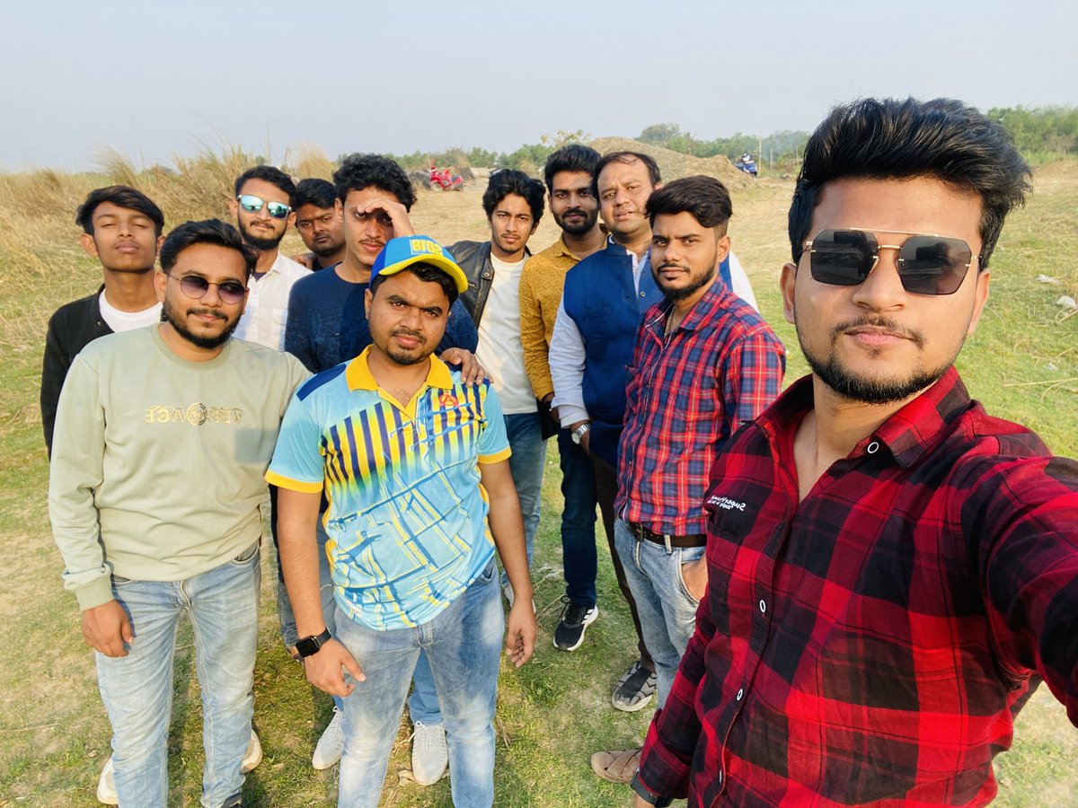 MirShoaib_14's tweet photo. Picnic 2k25 with #srkuniverseburdwan #srk #picnic https://t.co/NNUPeEvdrK