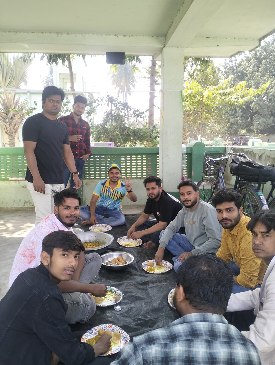 MirShoaib_14's tweet photo. Picnic 2k25 with #srkuniverseburdwan #srk #picnic https://t.co/NNUPeEvdrK