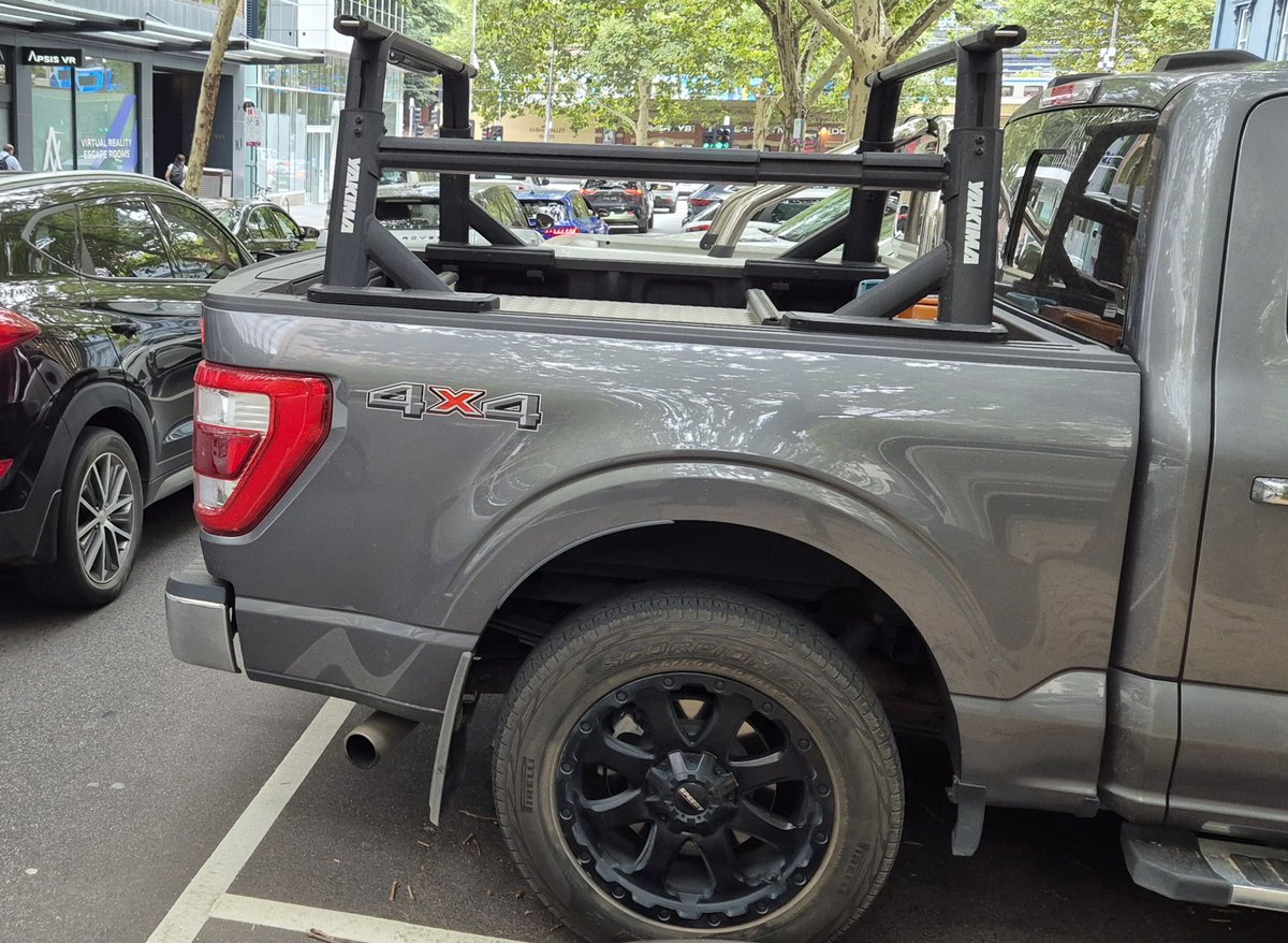 taipan168 tweet media