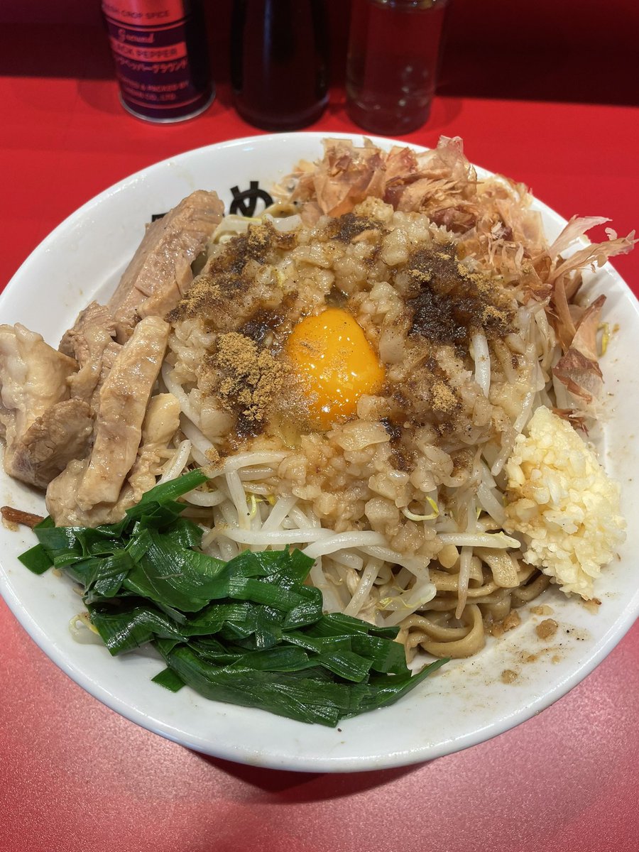 Butasuke_'s tweet image. おはようございます！
豚すけです🐷🍜

お足元にお気をつけてお越しください！
本日もお待ちしております❄️