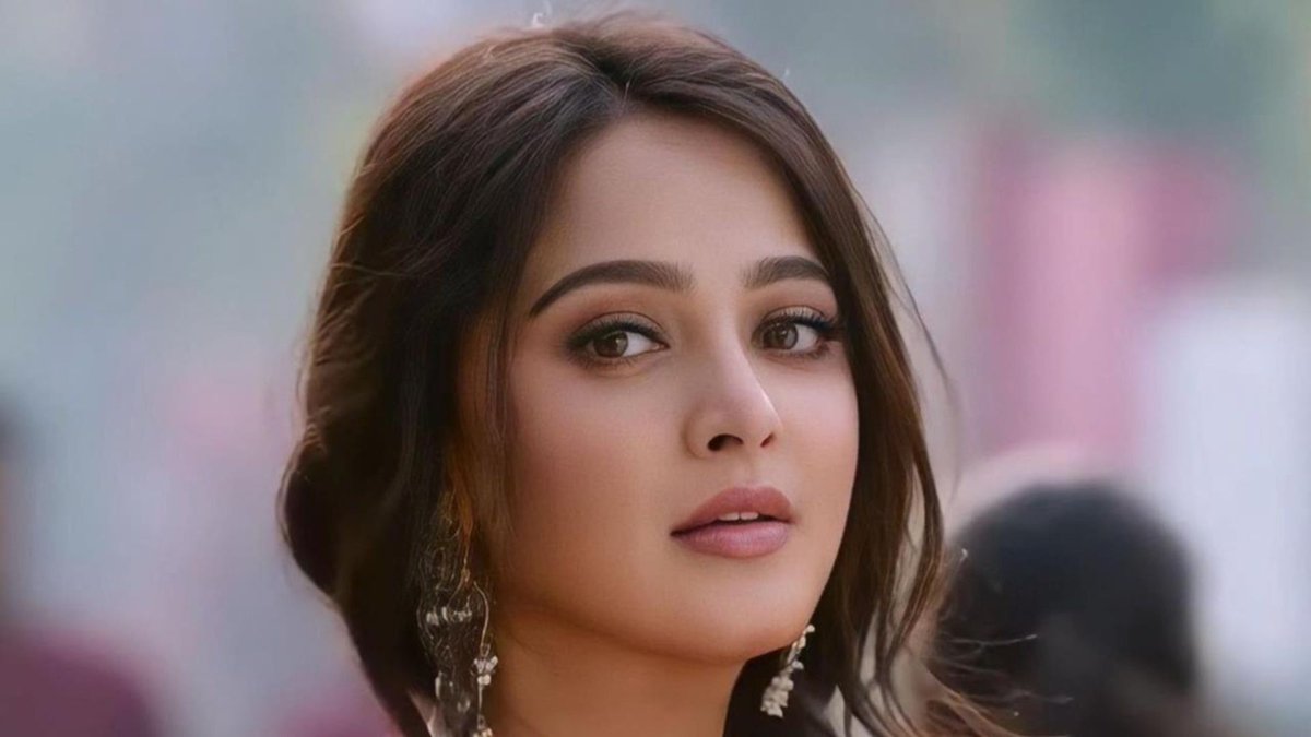 teluguwebmedia's tweet photo. అనుష్క అంటే అట్టా ఉంటది మరీ.. ఆ ఒక్క కారణానికి రూ.5 కోట్లు వదలుకున్న స్వీటీ
https://t.co/TQLP2iY2bp
#StopViolence #EndAbuse #SpeakUp #BreakTheSilence #NoMoreViolence #ProtectWomen #HumanRights #StandAgainstAbuse #SayNoToViolence #HelpSurvivors #SocialAwareness #SafetyMatters https://t.co/g1ksbfICyk