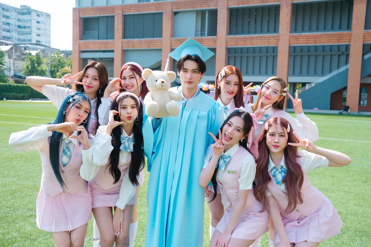 KaoNoppakaoTH's tweet photo. YouLikeMeToo X KAO 
#THX_YouLikeMeToo 
#THX_YouLikeMeTooxKao
#เป็นฉันได้ไหมYouLikeMeToo
#THX_th #THXOfficial 
#E29MusicIdentities #TPOP
#number_9th
#งุ้งงิ้งๆของนพเก้า

KaoNoppakao Official Thailand ขอเป็นตัวแทน พี่ๆน้องๆทุกคนขอบคุณวง THX จาก E29 music ที่ให้เกียรติเชิญ "น้องเก้า นพเก้า" ไปร่วมแสดงMV เพลง " You Like Me Too " พวกเราหวังเป็นอย่างยิ่งว่าน้องเก้าจะมีโอกาสได้ร่วมงานกับทาง THX และ E29 music อีกนะคะ 🙏✨️