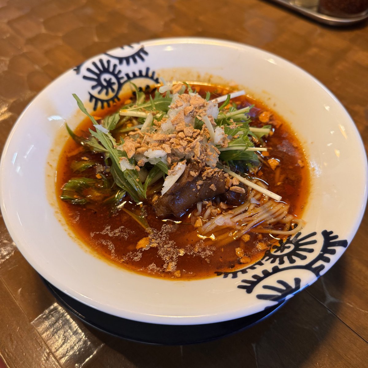 yousuke20181111's tweet photo. 明日2月19日より限定スタート
旨辛牛肉麺  ￥1100
本場中国のシェフをお招きしお作りし数量限定でご用意させていただきました！
旨みと辛味の中に花椒の痺れを感じる1杯となっておりますので是非ご賞味ください https://t.co/1umP9t7Tqg