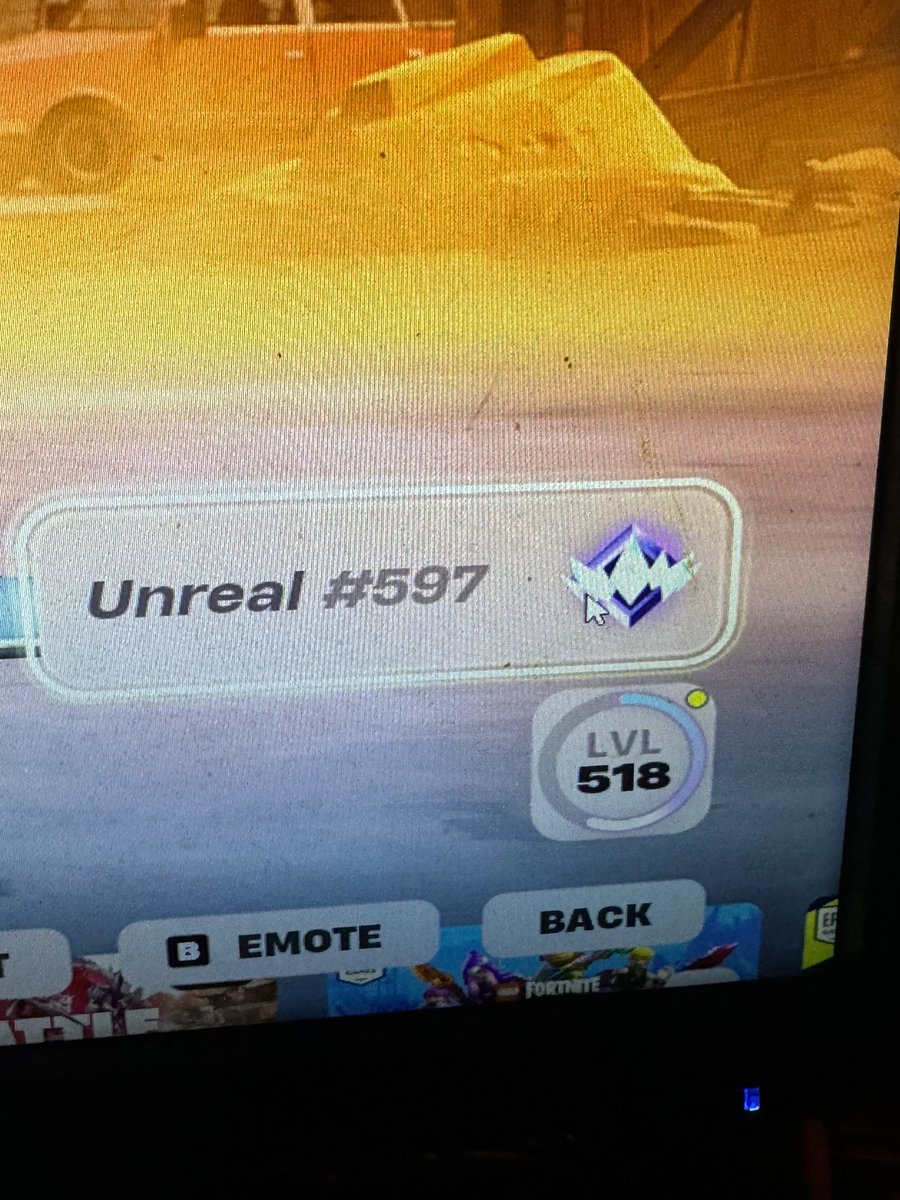 ENDL8SS KHARI🦇 tweet media