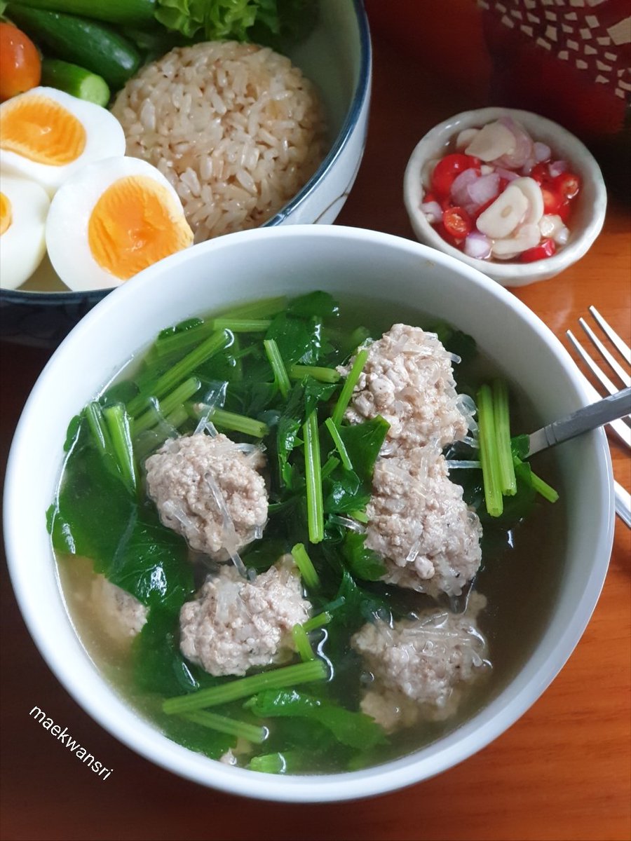 Maekwansri tweet media