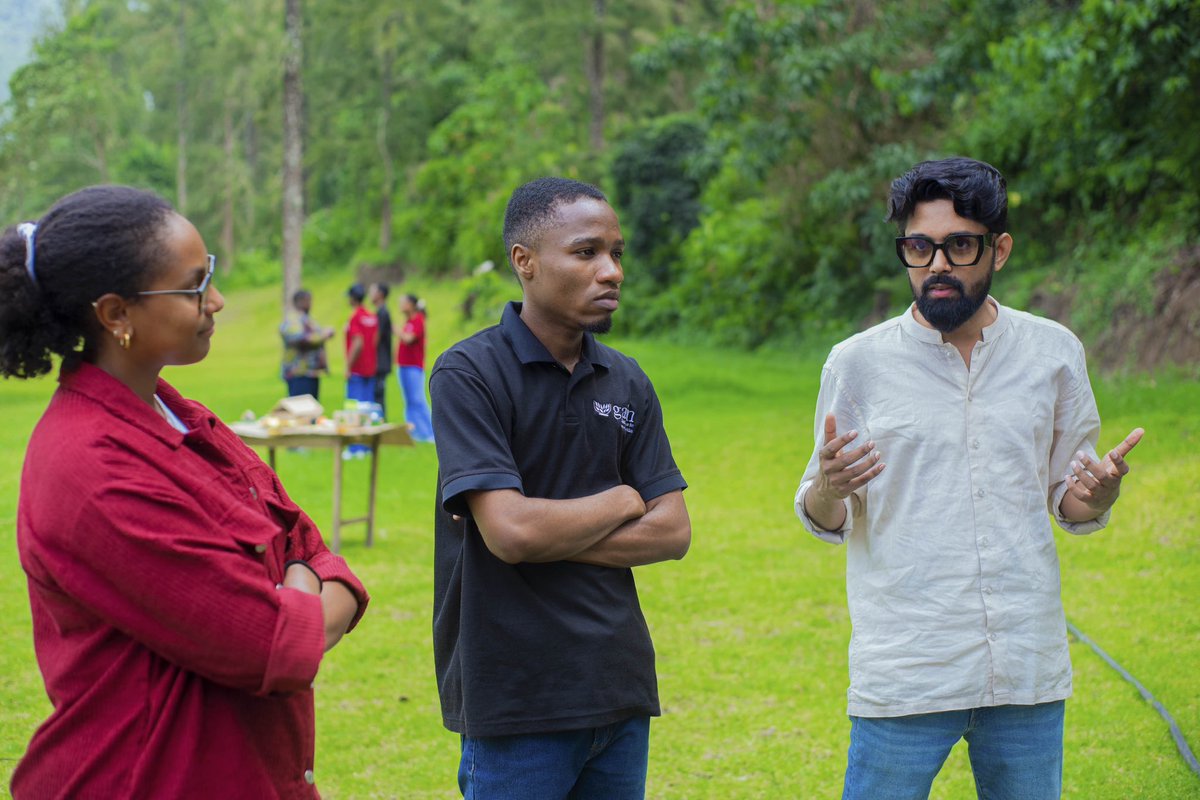 FrankKisamo1's tweet photo. This week, we welcomed Miriam Shindler, Stephanie Sargeant, and Saddam Khalfan Ahmed from #GAINTz, who lead the NFP programs. They were inspired to see AFSYL transforming food systems and engaging decision-makers for lasting impact!
#Vijana4Food #NFPYouthVoices #Act4Food https://t.co/hWYQ78t8fi