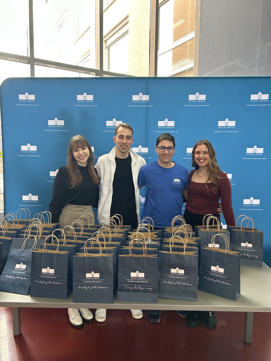 🚀 Open Days at UM FHS!
📅 On Feb 14 &amp; 15, we welcomed future students to explore our Nursing program, VR Plac(e), SIM center &amp; more! 🎓✨ 

Missed it? Learn more about our programs here 👇
🔗 fzv.um.si/en/studying-fa…
#UMFHS #OpenDays #NursingStudies #FutureOfHealthcare