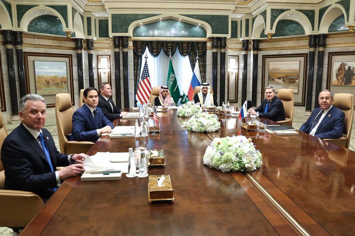 🇷🇺🇺🇸 #RussiaUS talks in Riyadh commence