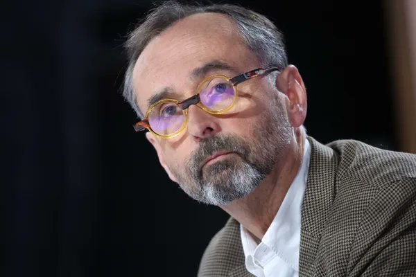 MichelF29015597's tweet image. Soyons nombreux aujourd&apos;hui à envoyer à Robert Menard un message de soutien.