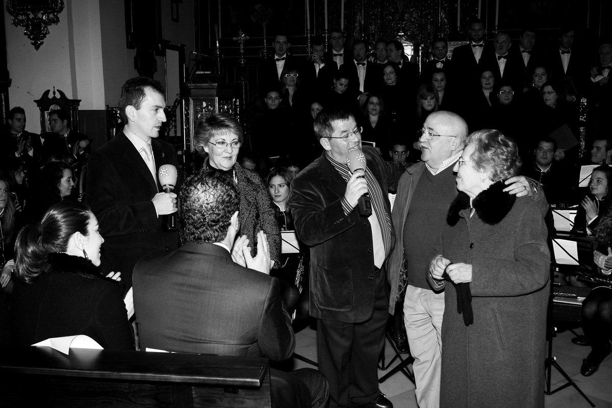 35 años de vivencias... de emociones. De contar historias sencillas, de amor a nuestra Semana Santa. Y siempre, con la ilusión del primer día.
<a href="/pasoapasocsr/">Paso a Paso CSR CO</a>