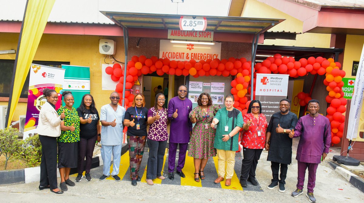 Shell_Nigeria's tweet photo. #HealthMattersπ
We're thrilled to see the opening of a new Accident & Emergency unit in our Port-Harcourt clinic - equipped and designed for triaging, resuscitation, infection control & confidential medical consultation.
Congratulations to team #ShellHealth Nigeria, for blending advanced technology with excellent patient-centered care, and a dedication to providing world-class #healthcare service.ππ½
#ImpactingLives #ShellCares