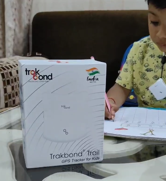 trakbond tweet picture