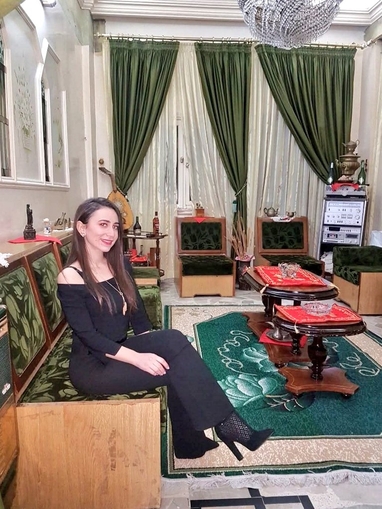 #MAYA 
حاسي كل جسمي عم يوجعني 
وراسي تقيل من شرب وسهرة مبارح
حابي حدا يجي يعملي مساج ويفرفطني
#syria #Dubai #homs #Hama #Damascus #lattakia #wifewatch #slut #master #mistres